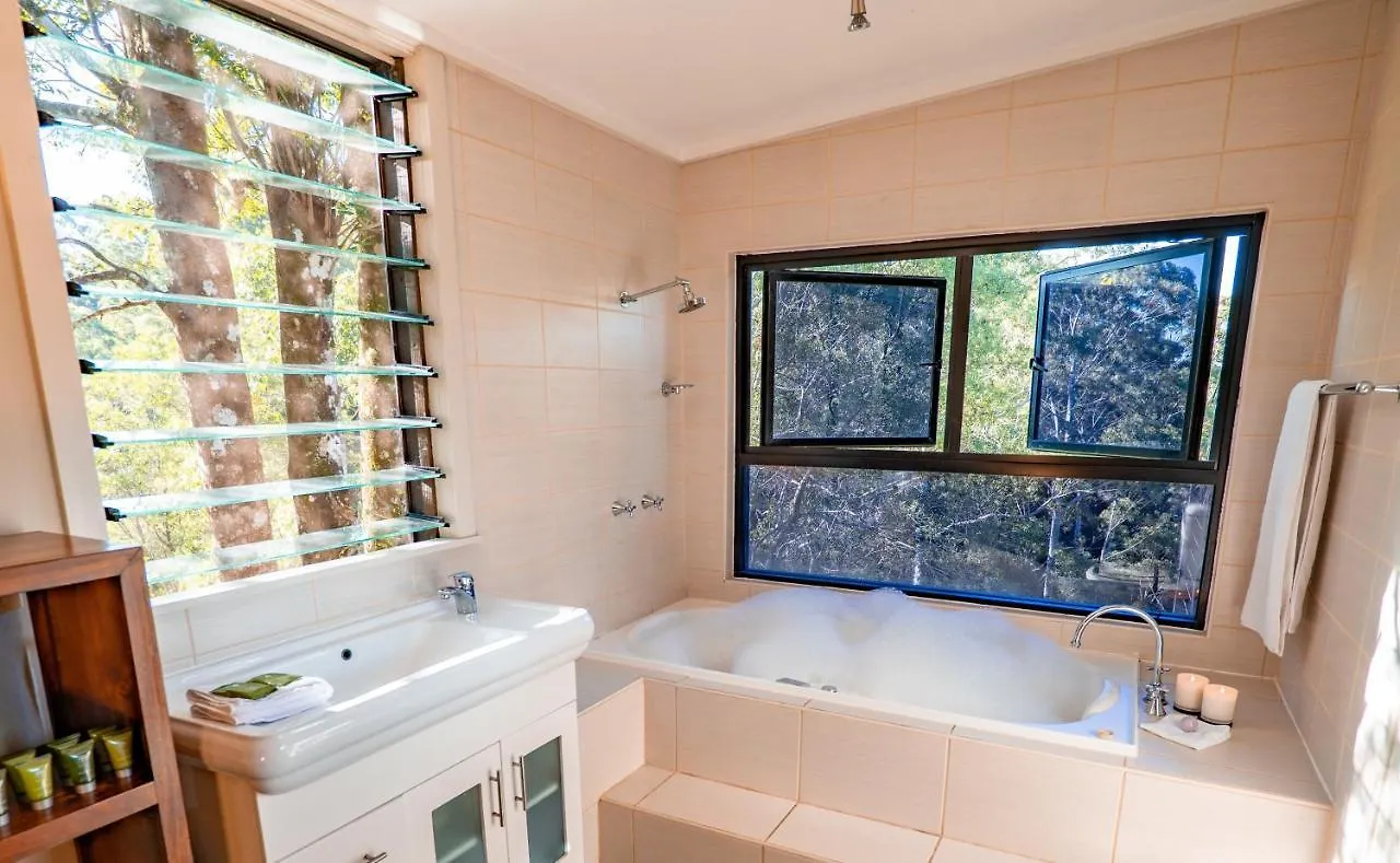 Lodge Whispering Valley Cottage Retreat Maleny