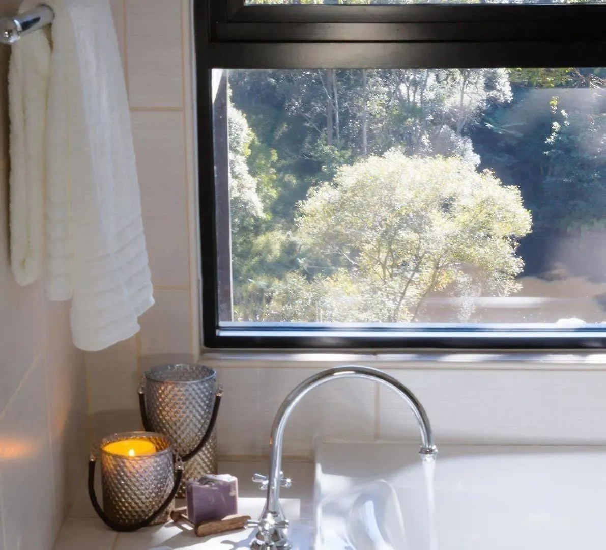 Whispering Valley Cottage Retreat Maleny
